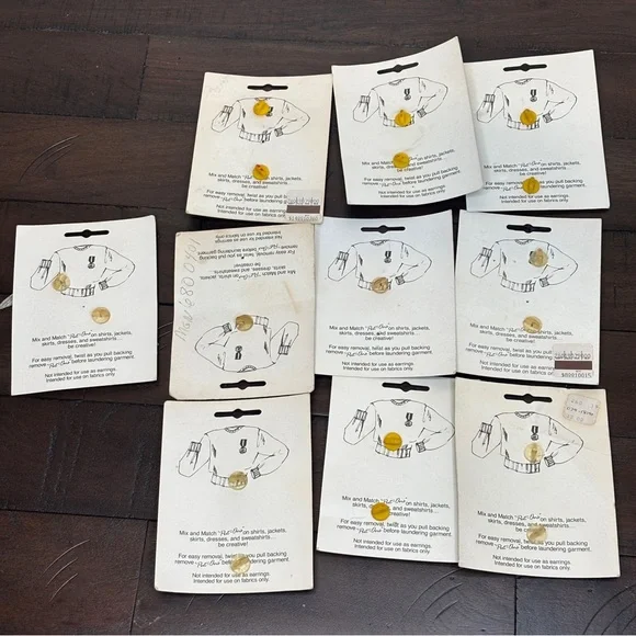 Removable Put-Ons Embroidery Badges - Assorted‎ Set - New with Tags - Picture 2 of 2